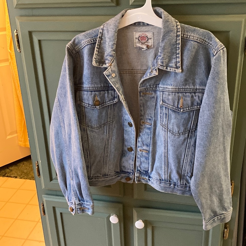 80’s Bugle Boy Jean Jacket! Barely worn. Size S
